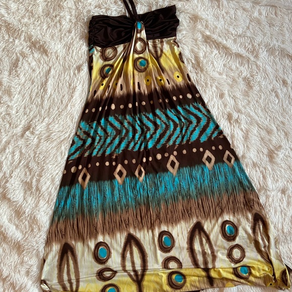 shelly Dresses & Skirts - Shelly long printed dress